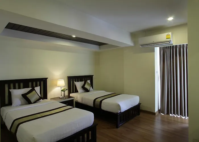 Nanatai Hotell 3*